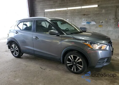 2020 Nissan Kicks Sv z USA, uszkodzony, nr VIN 3N1CP5CV0LL528984
